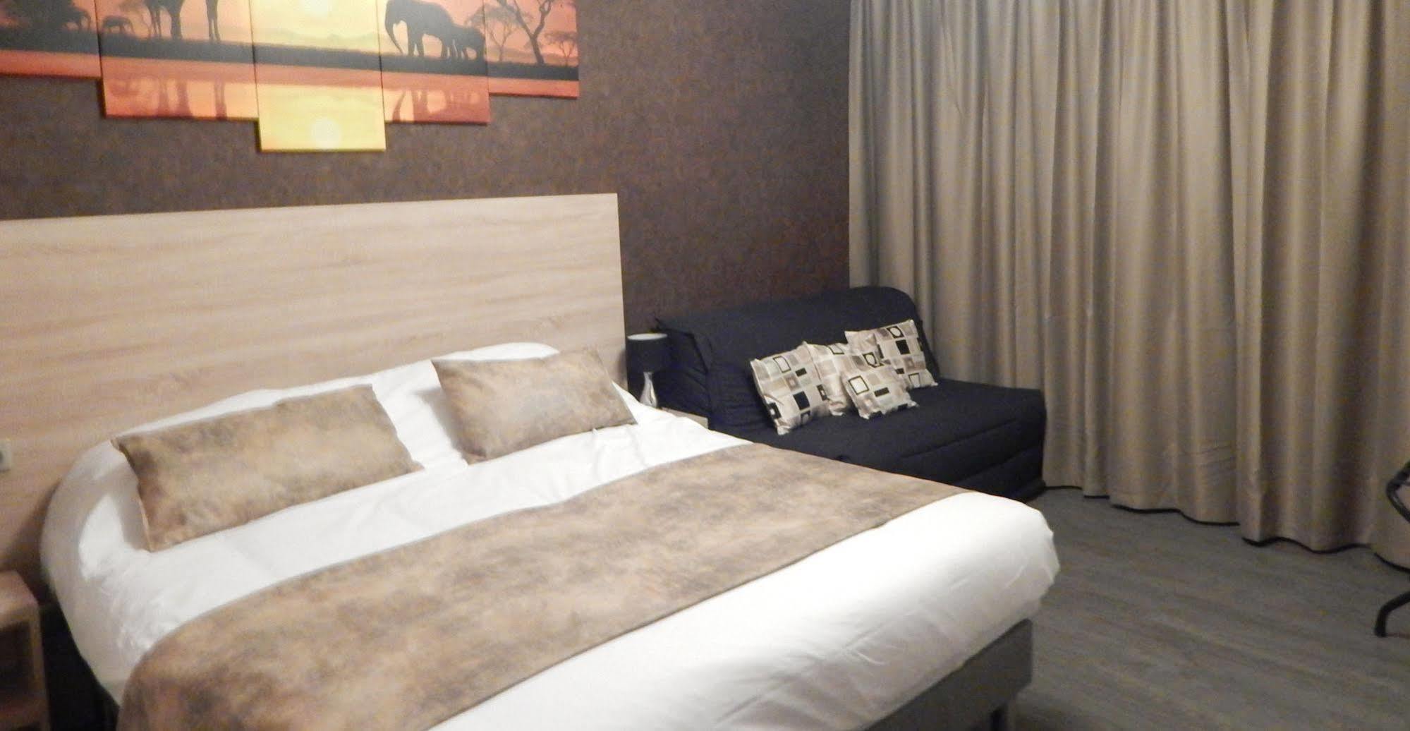 The Originals Boutique, Hotel Lakeside, Biscarrosse , Lac Parentis-en-Born Eksteriør bilde
